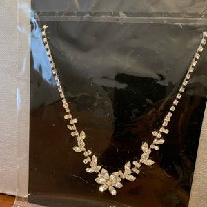 Floral necklace